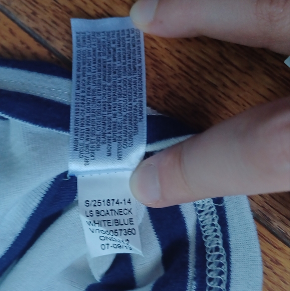 Old Navy Nautical Blue White Striped Boat Neck Long Sleeve T-shirt Sz M - Picture 8 of 9